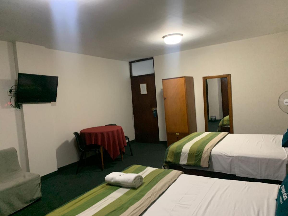 Hotel Las Mercedes Trujillo Zewnętrze zdjęcie
